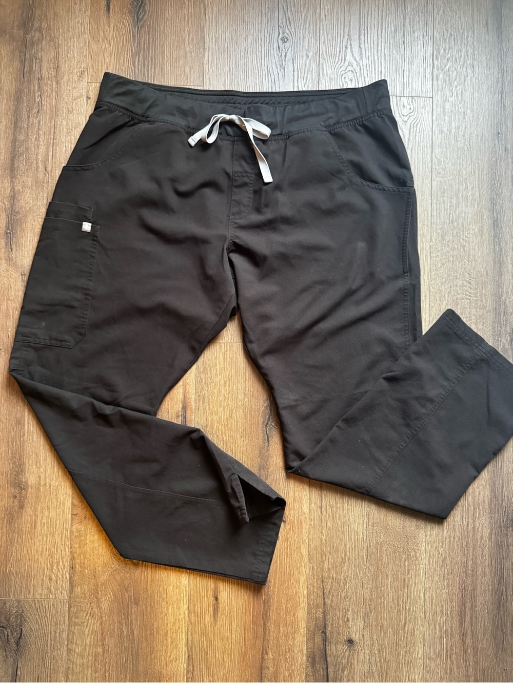 FIGS Kade Straight Leg Scrub Pants with Drawstring